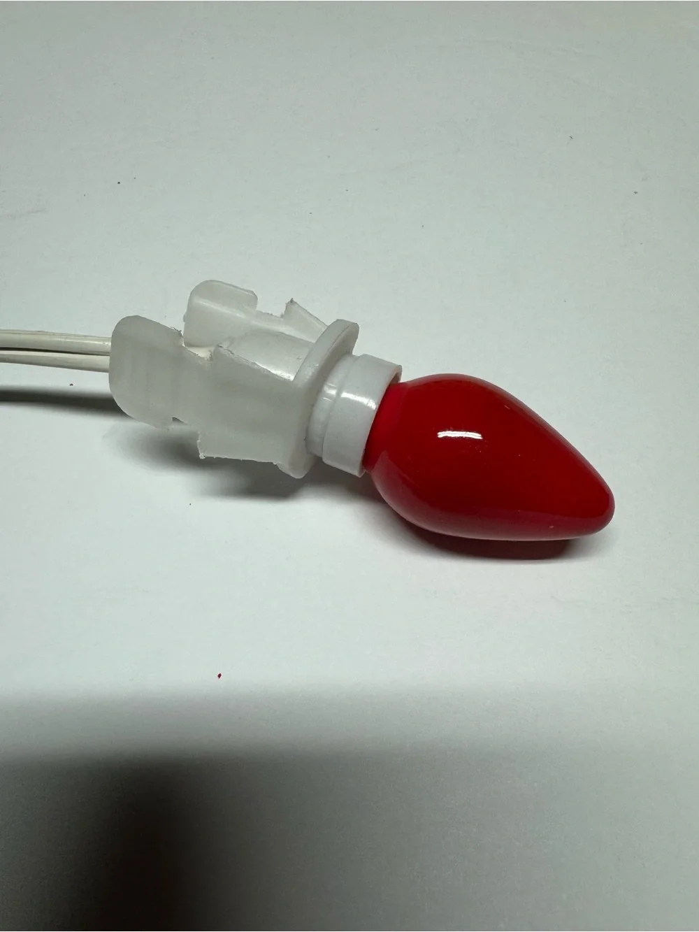 Vintage Opaque Red C7 Light Bulbs - Lot of 33